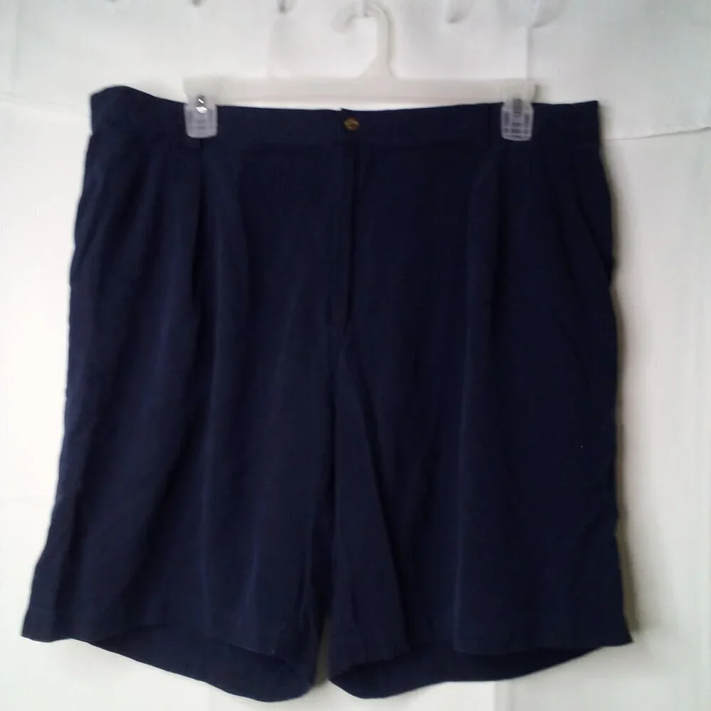 Tommy Bahama Shorts Men 42 100% Silk Pleated Casual Blue